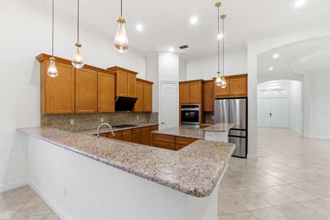 Tiny photo for 9871 Lakeview Lane, Parkland, FL 33076 (MLS # B26033127)