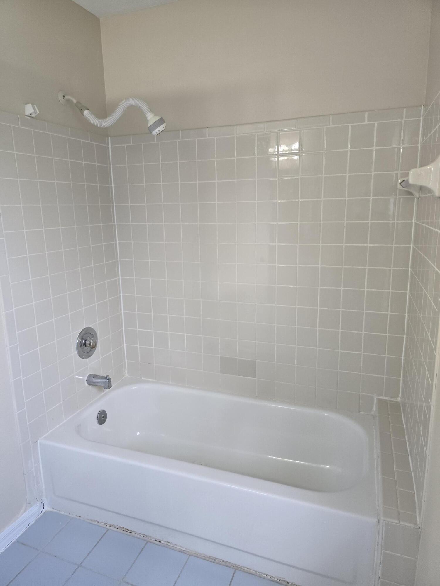 PORT ST LUCIE SECTION 40 - Residential Lease