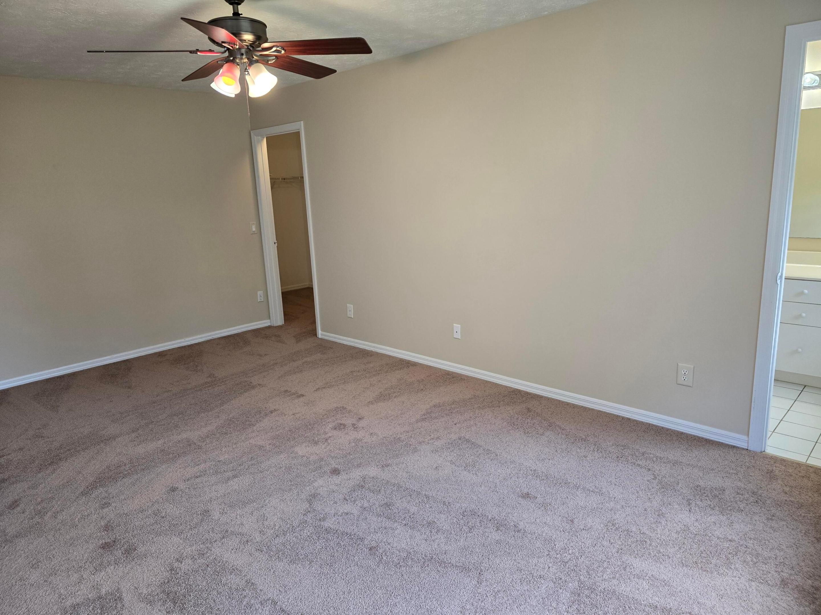 PORT ST LUCIE SECTION 40 - Residential Lease