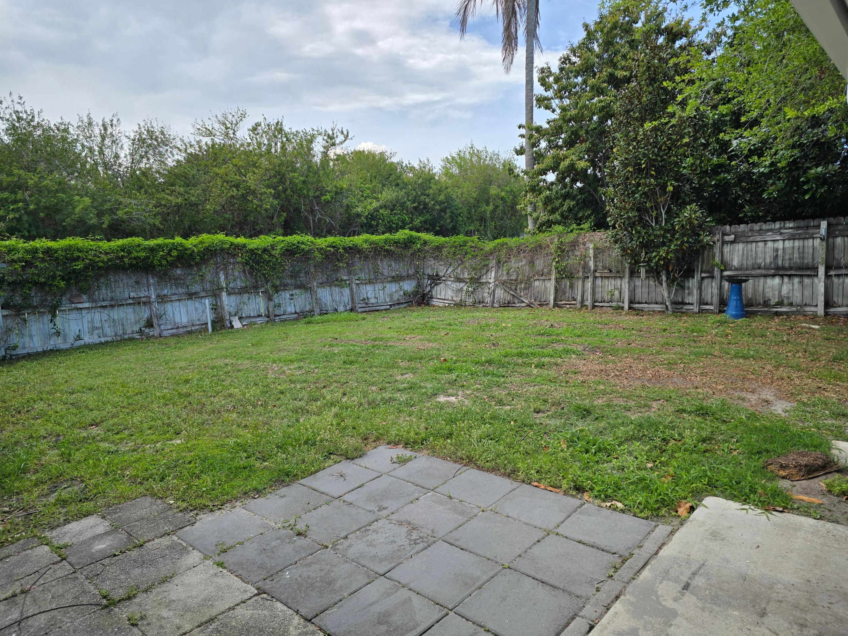 PORT ST LUCIE SECTION 40 - Residential Lease