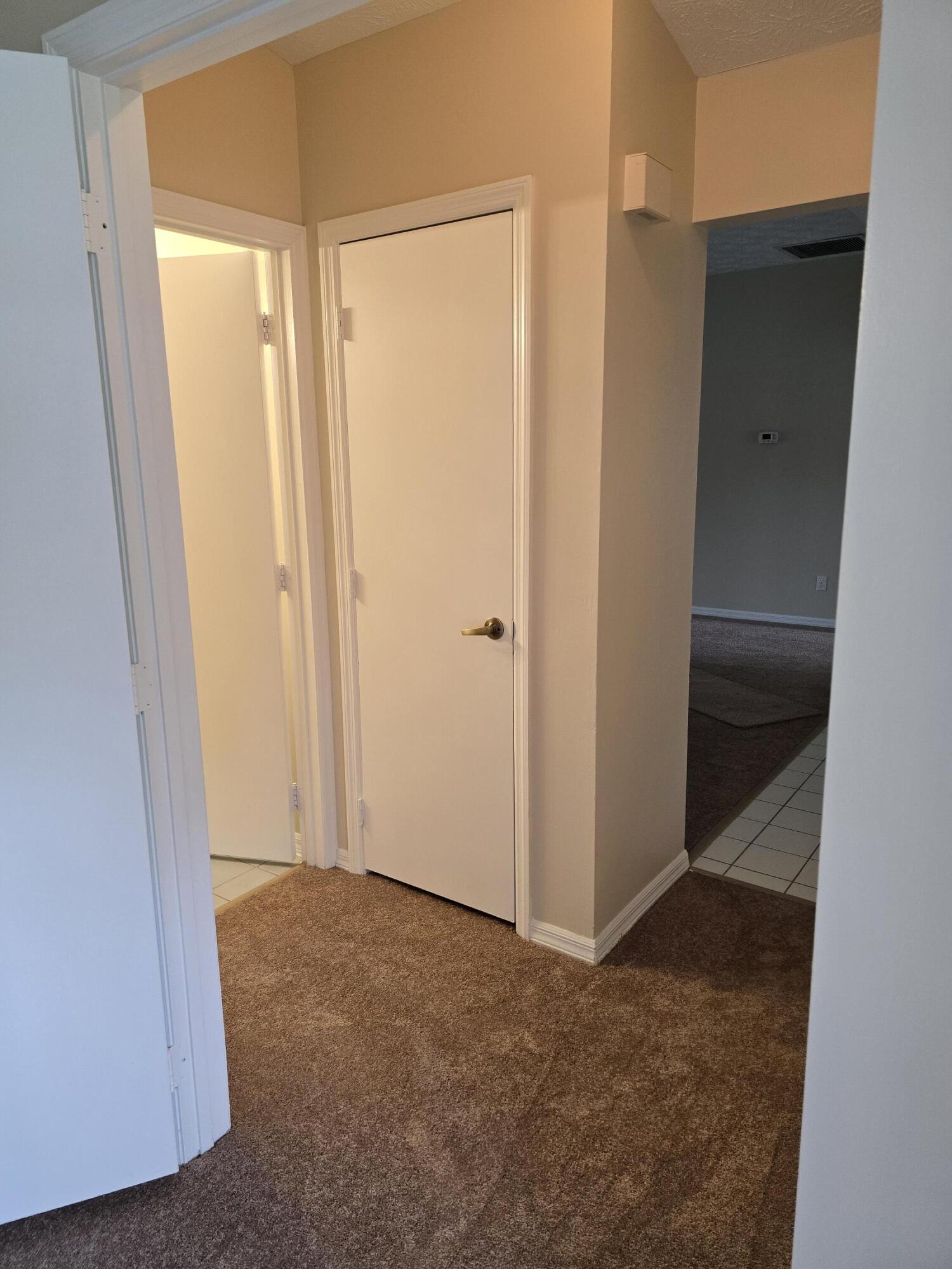 PORT ST LUCIE SECTION 40 - Residential Lease