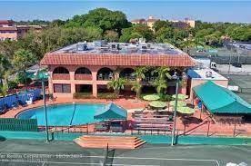 Tennis Club Wingfield Con - Residential Lease