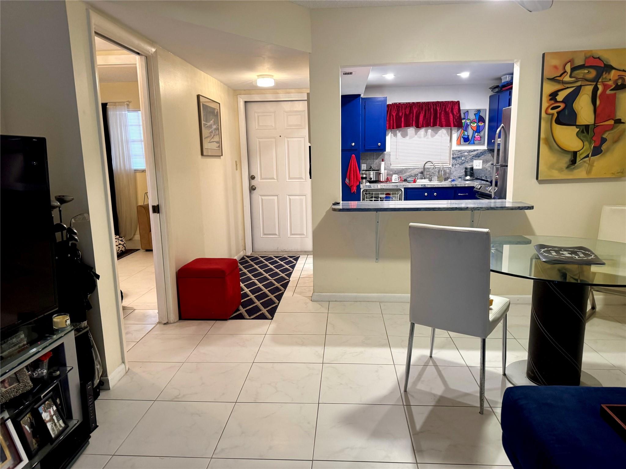 Tennis Club Wingfield Con - Residential Lease