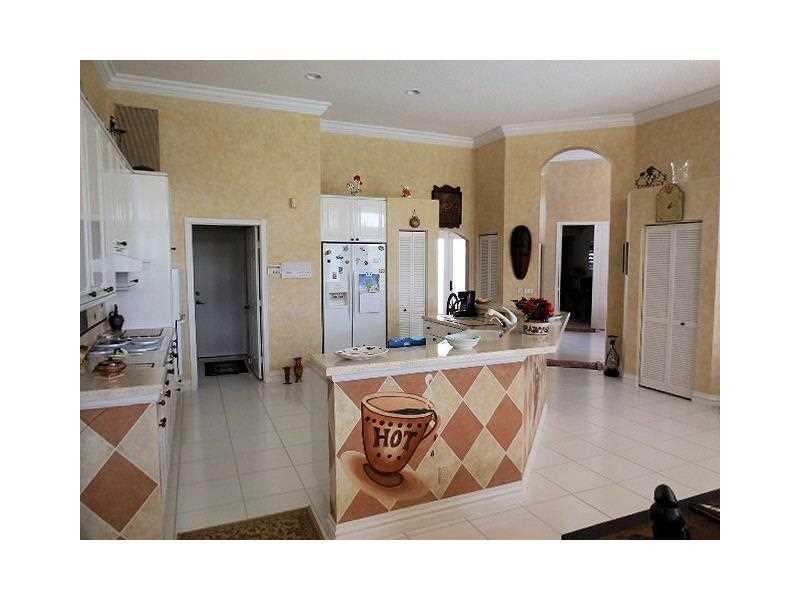 BOCA ISLES SOUTH - Residential