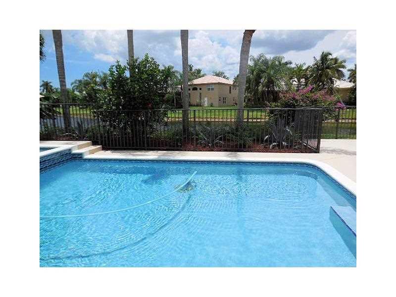 BOCA ISLES SOUTH - Residential