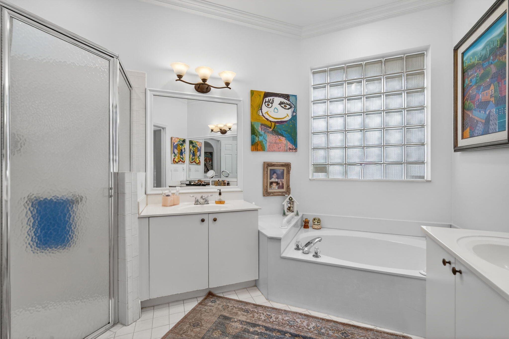 LEXINGTON LAKES - Residential