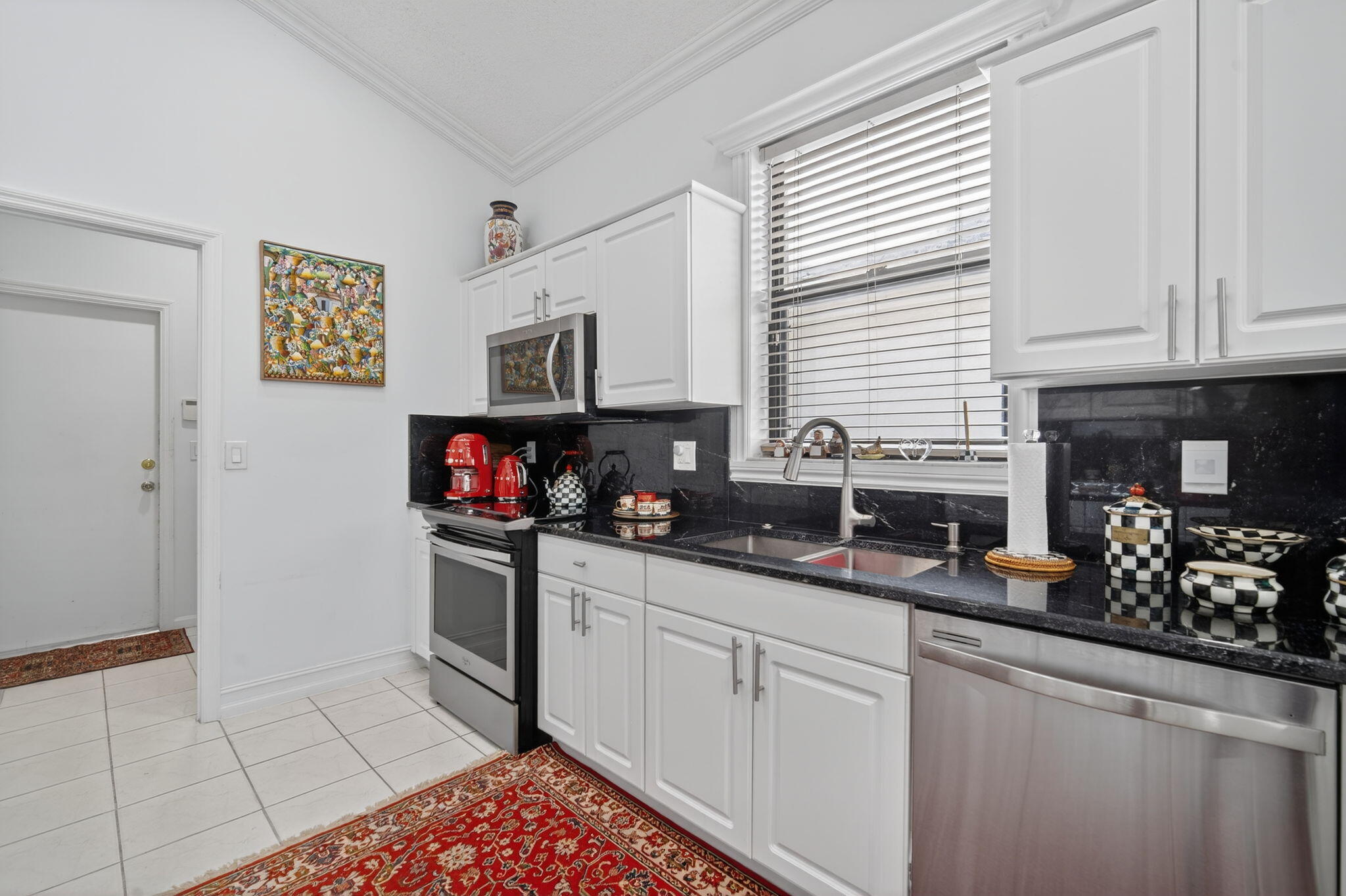 LEXINGTON LAKES - Residential