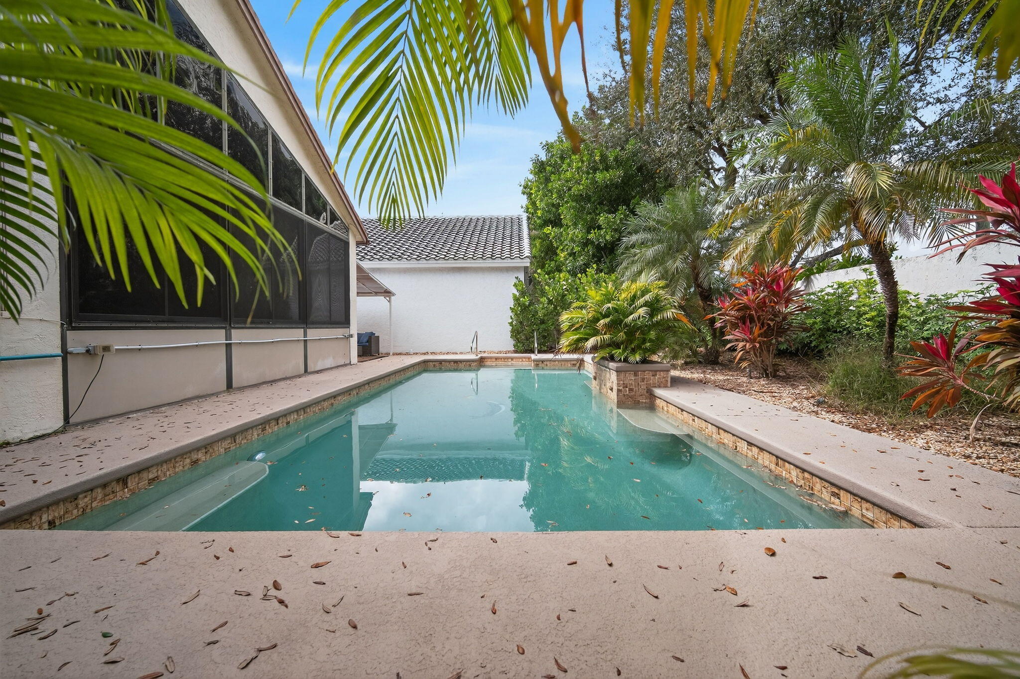 LEXINGTON LAKES - Residential