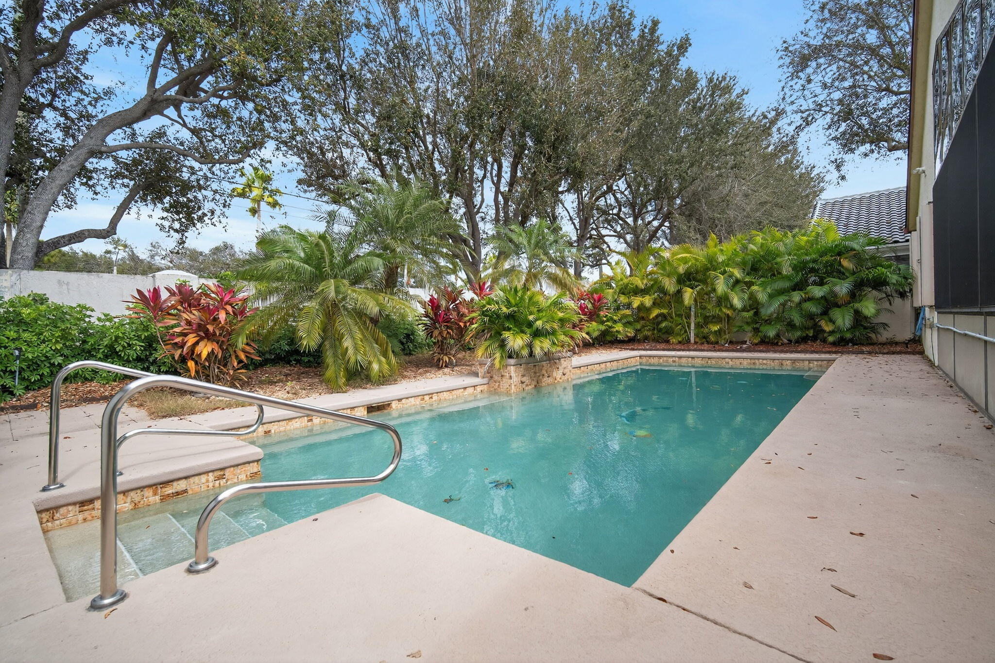 LEXINGTON LAKES - Residential