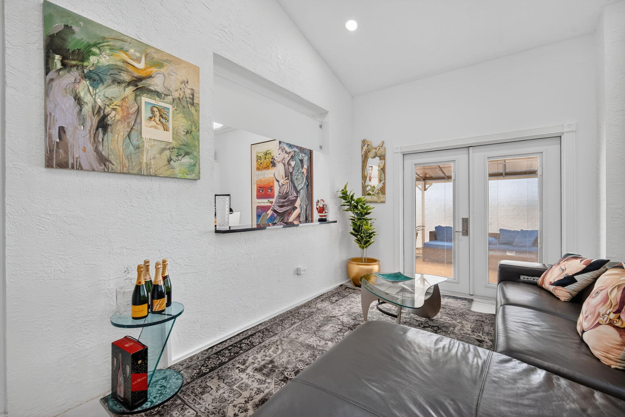 LEXINGTON LAKES - Residential