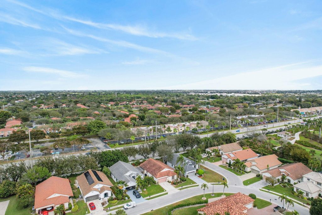 Photo of 10056 Lexington Circle N, Boynton Beach, FL 33436 (MLS # R11166087)