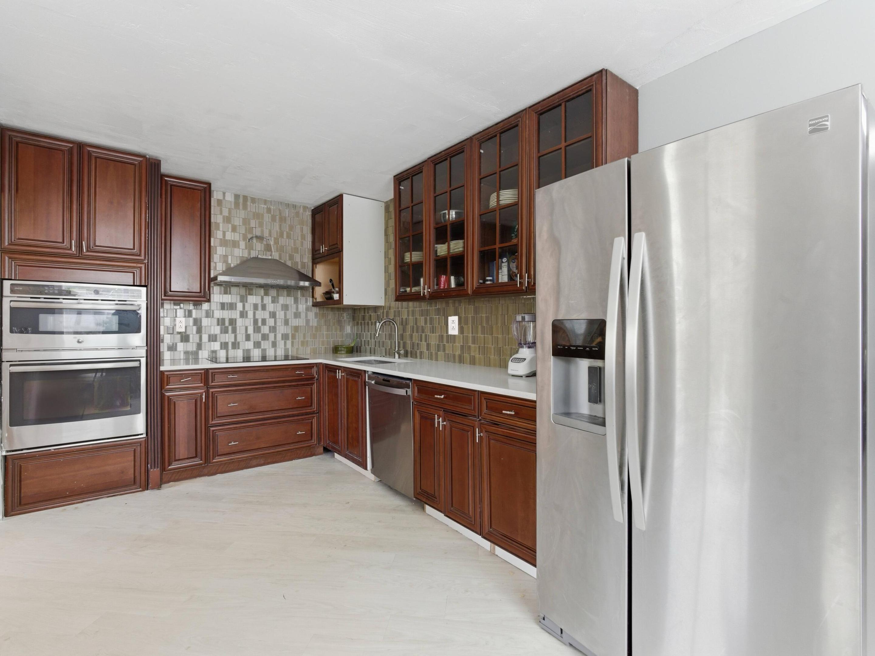 KINGS POINT NORMANDY CONDOS - Residential