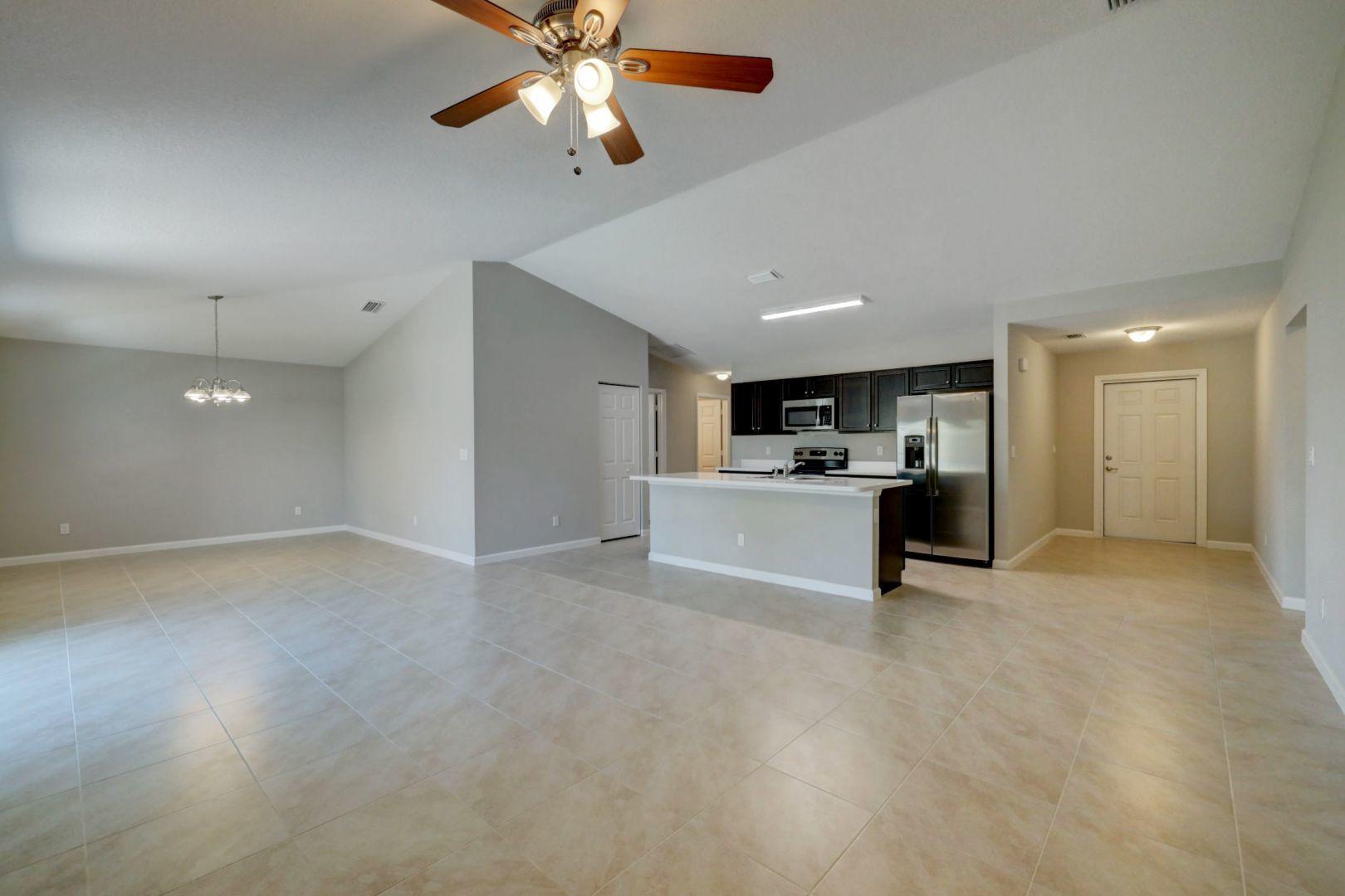 PORT ST LUCIE SECTION 4 - Residential