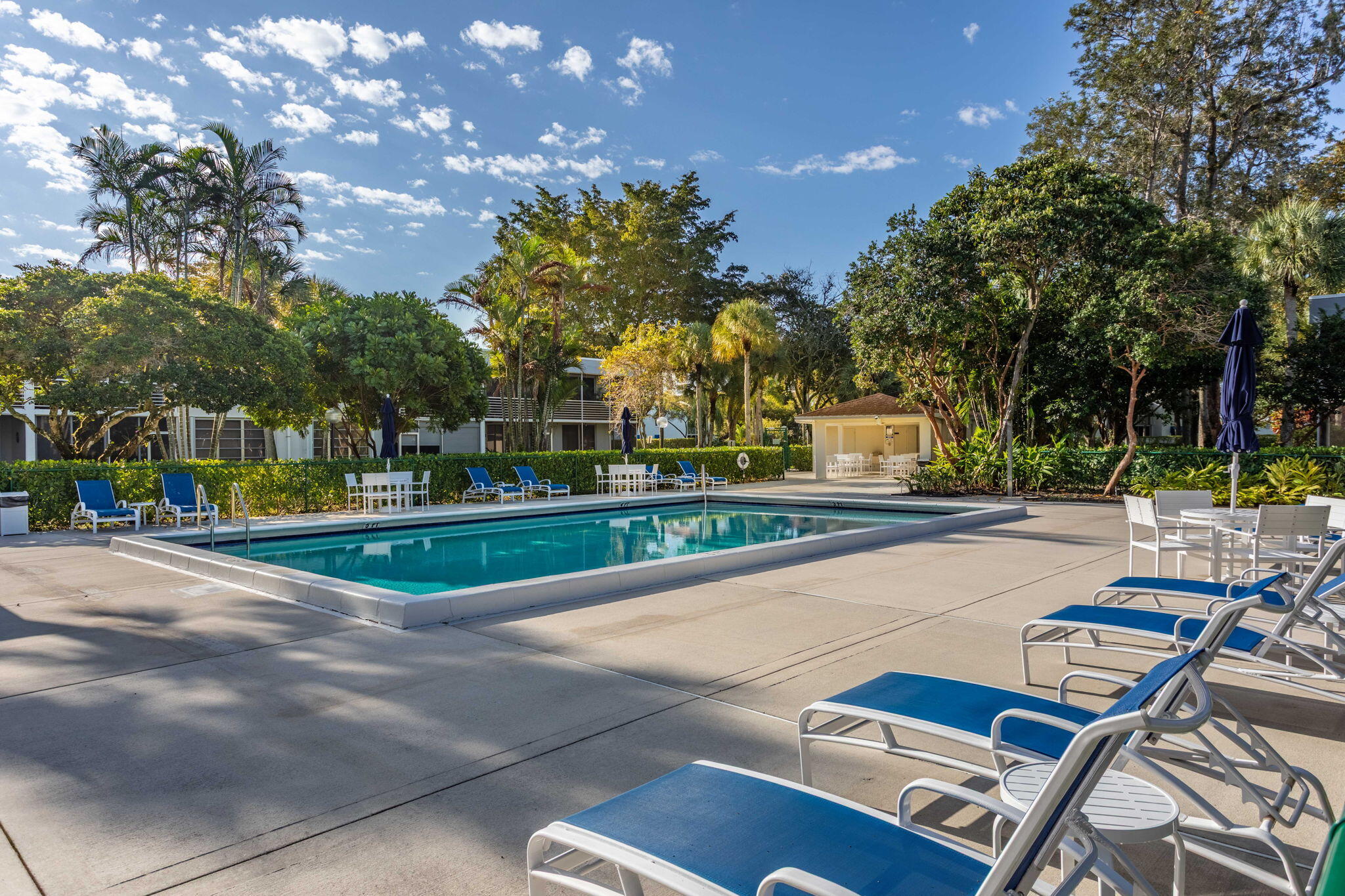 MISTY OAKS AT PALM-AIRE CONDO - Residential