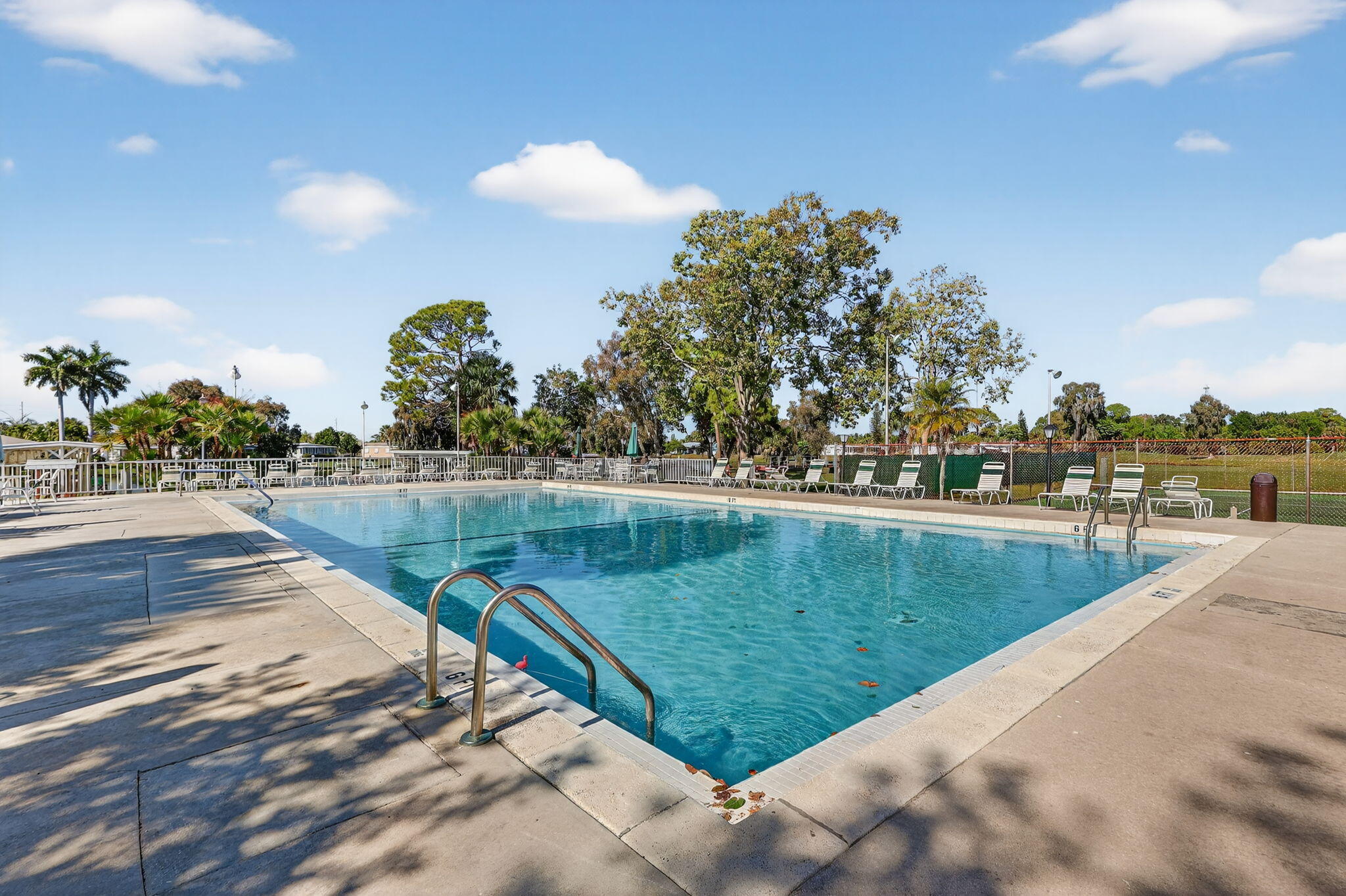 SPANISH LAKES ONE LEASEHOLD ESTATES - Residential