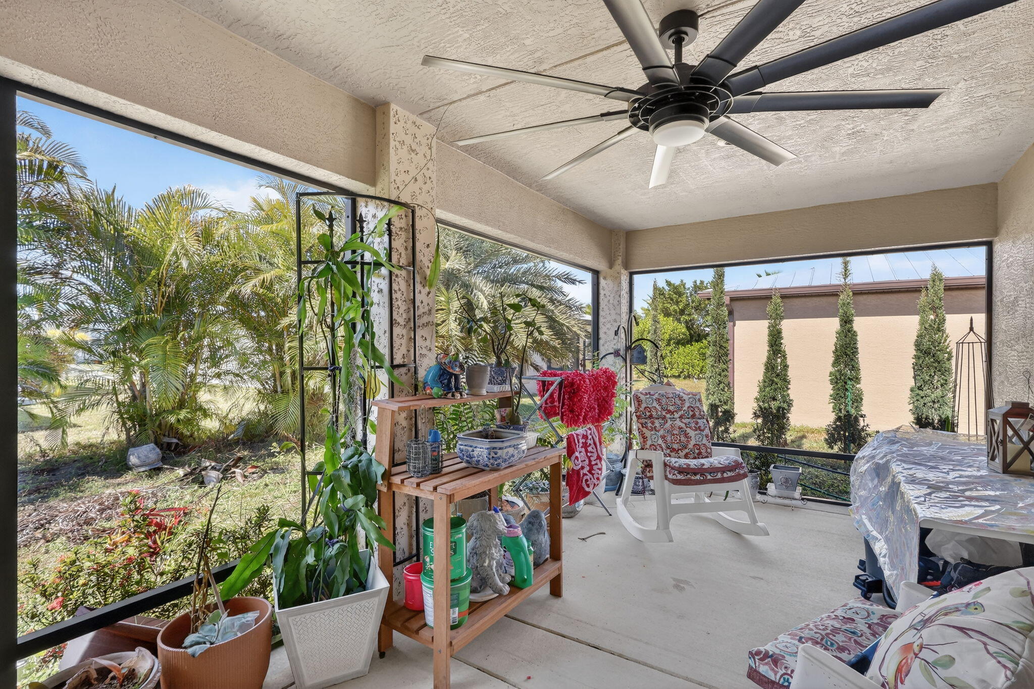 SPANISH LAKES ONE LEASEHOLD ESTATES - Residential