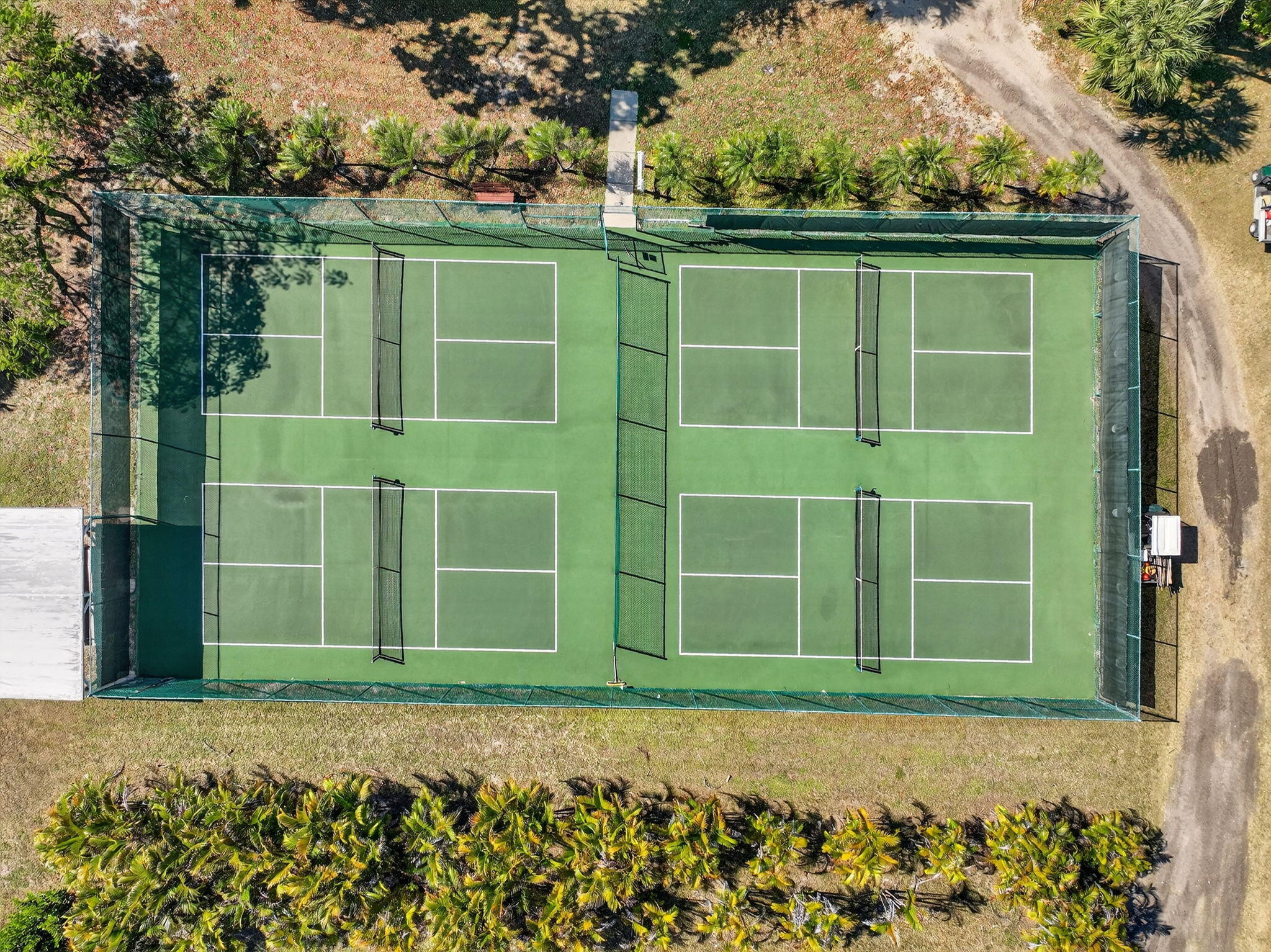 SPANISH LAKES ONE LEASEHOLD ESTATES - Residential