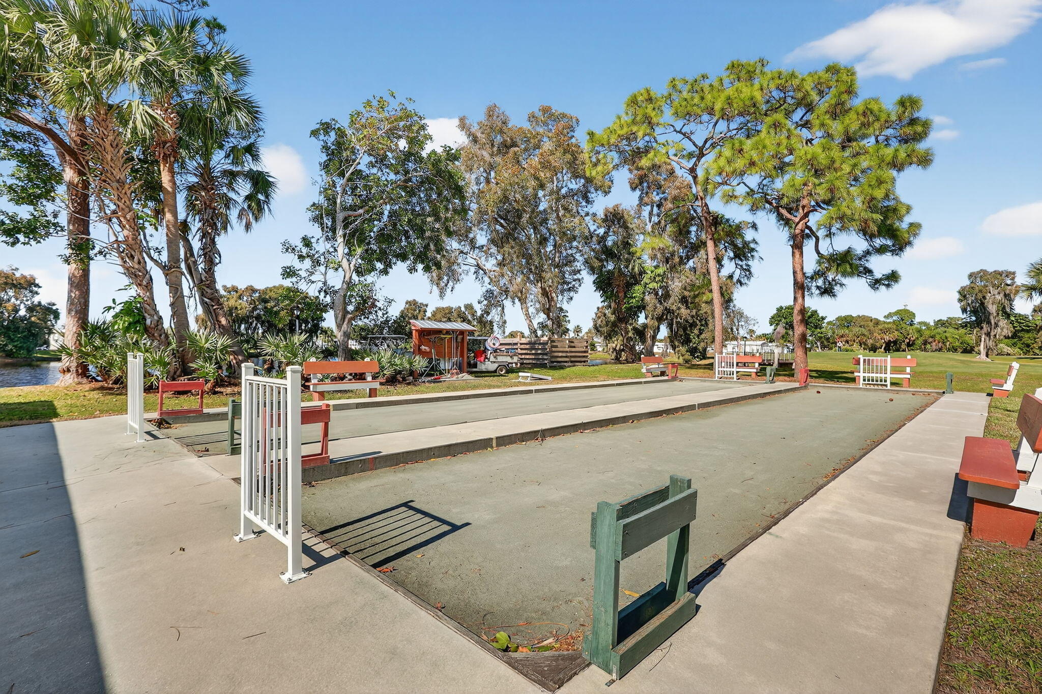 SPANISH LAKES ONE LEASEHOLD ESTATES - Residential