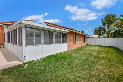 A home in Deerfield Beach