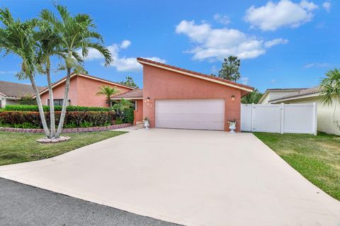 A home in Deerfield Beach