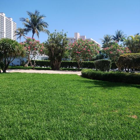 Tiny photo for 2700 Banyan Road #C 3, Boca Raton, FL 33432 (MLS # B26027158)