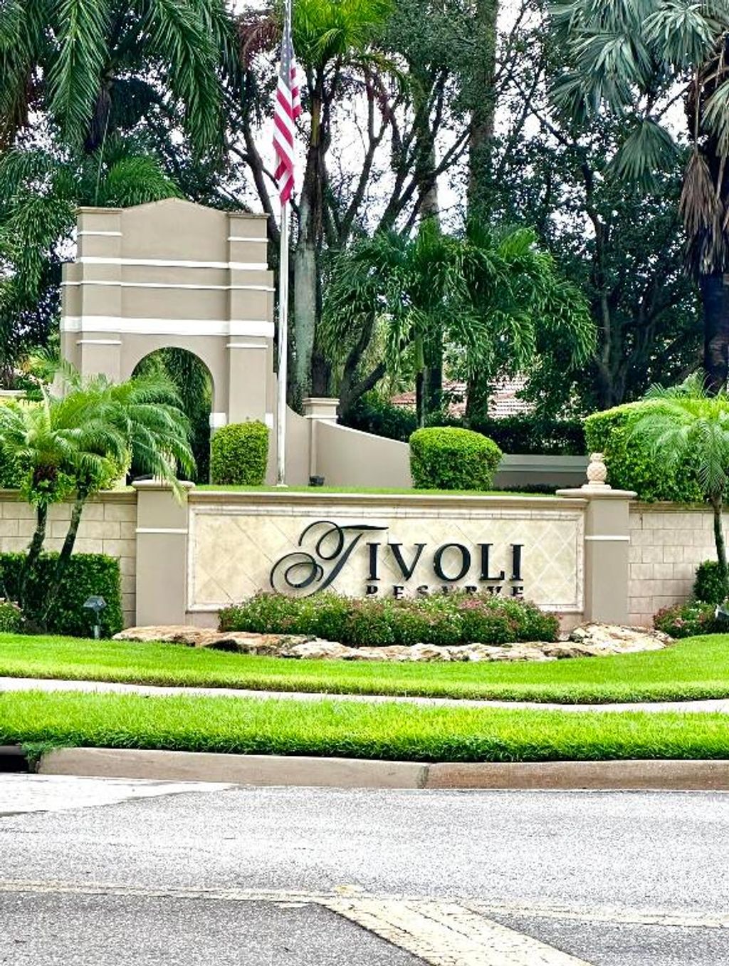 Photo of 8041 E Via Grande, Boynton Beach, FL 33437 (MLS # R11148341)