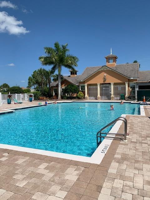 Heritage Oaks - Residential Lease