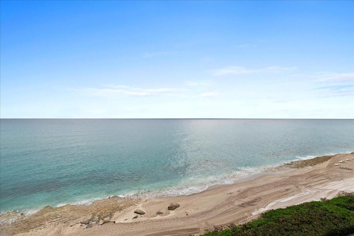 Singer Island, Florida, 33404, United States, 3 Bedrooms Bedrooms, ,4 BathroomsBathrooms,Residential,Active,2008351