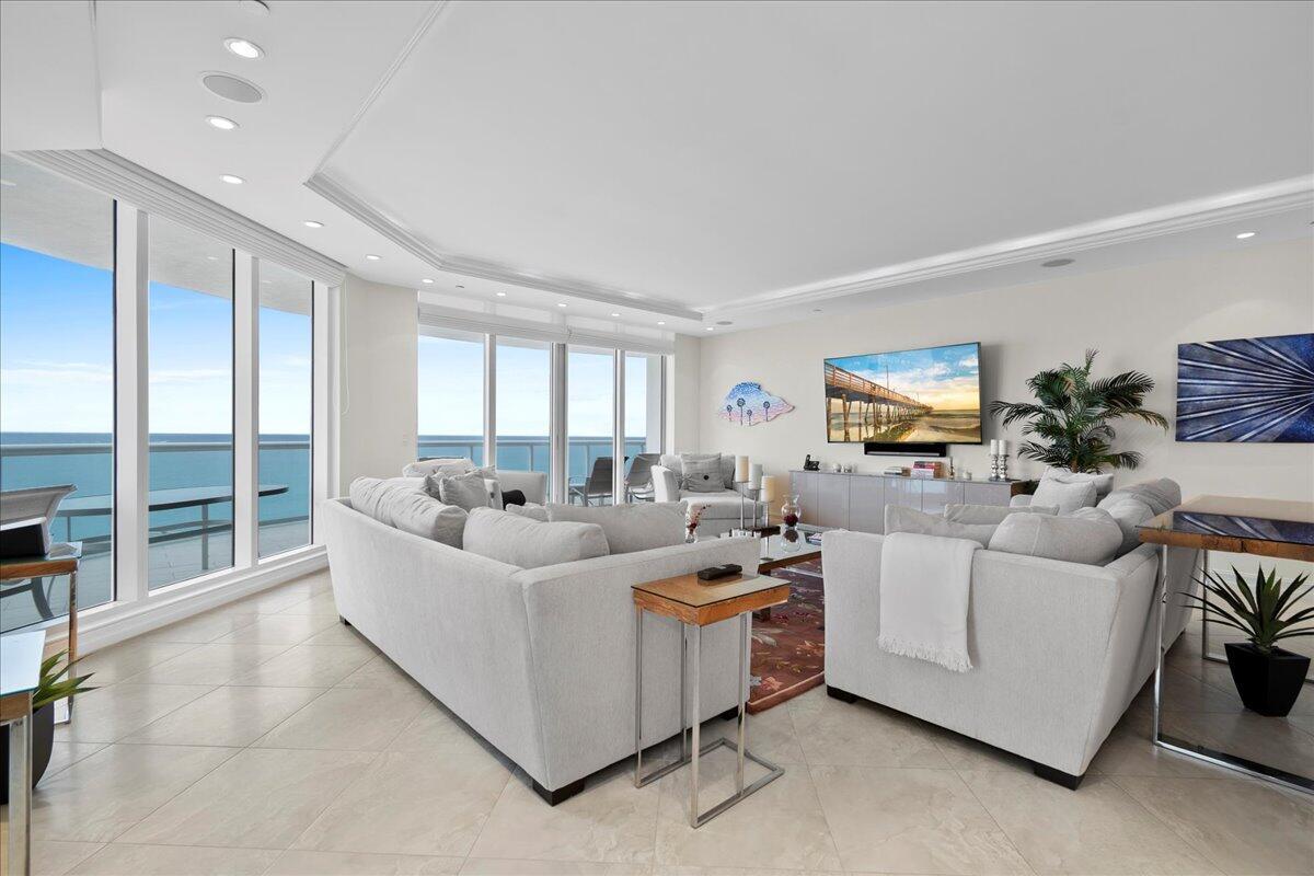 4600 N Ocean Drive 701
