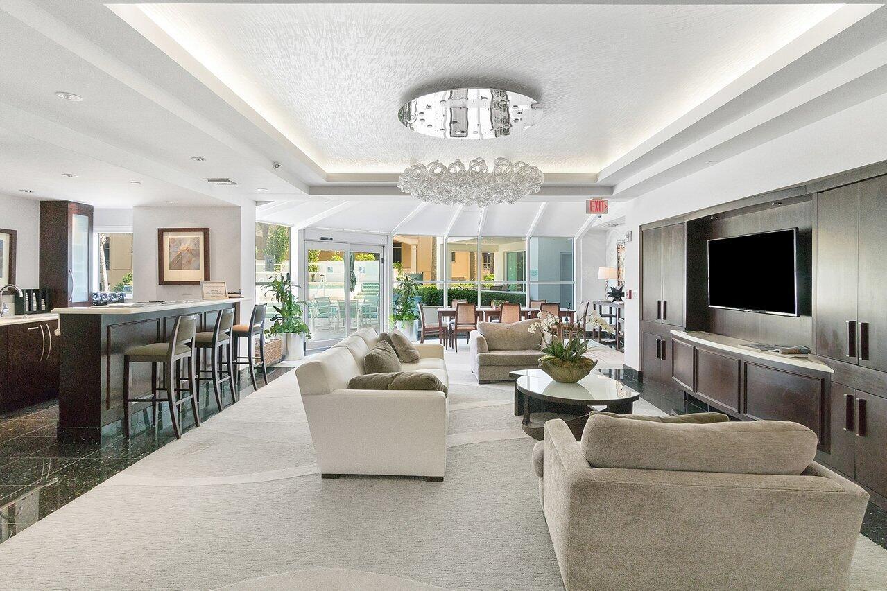 ARAGON CONDO - Residential