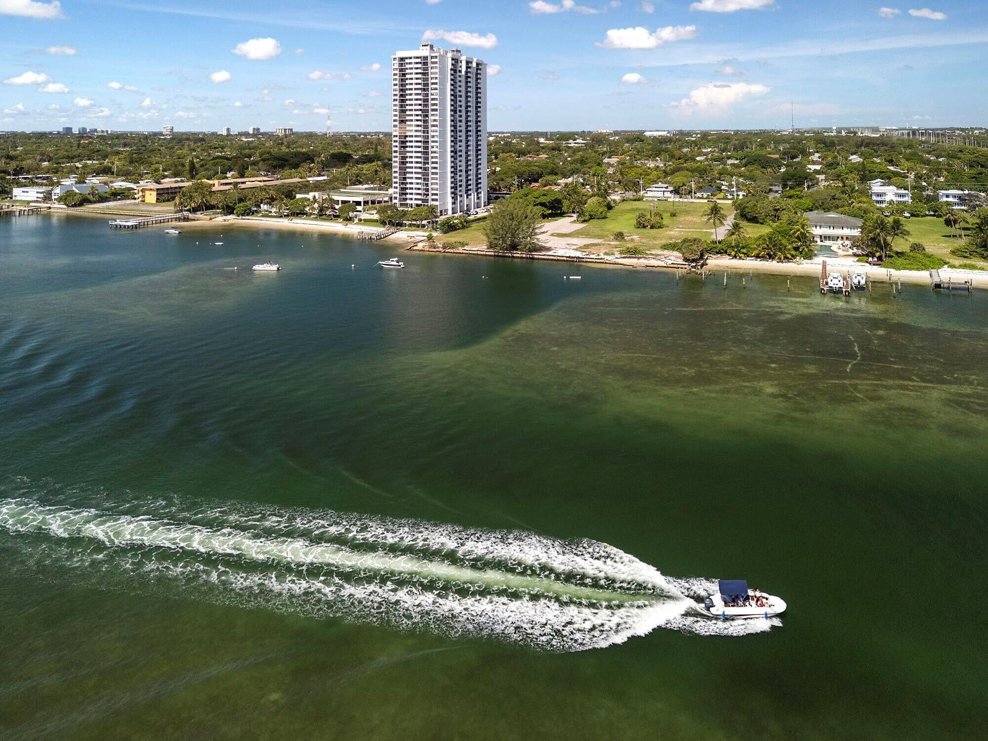 PALM BEACH HOUSE CONDO - Residential Lease