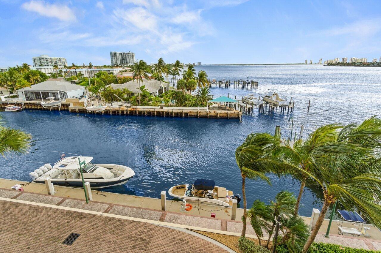 MARINA GRANDE RIVIERA BEA - Residential