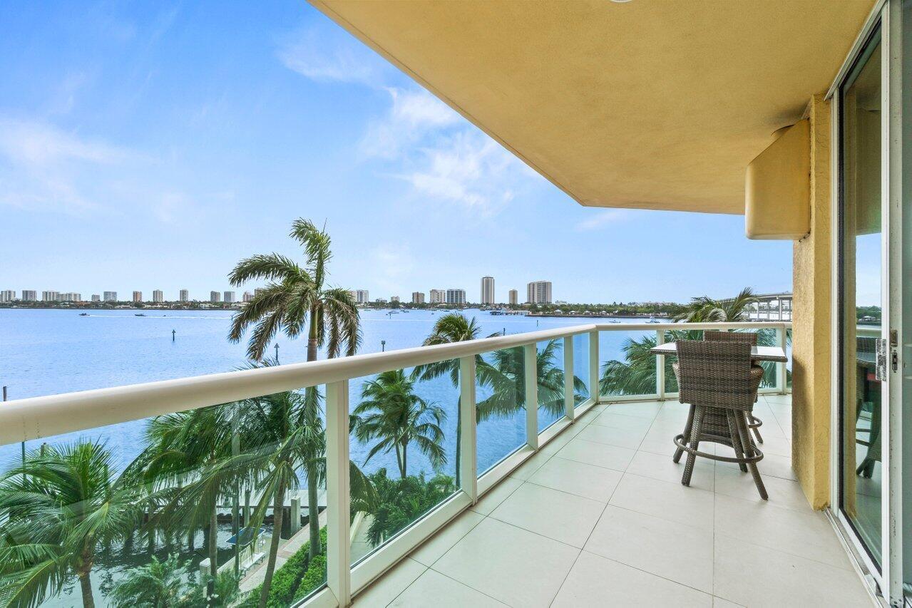 2650 Lake Shore Drive 406