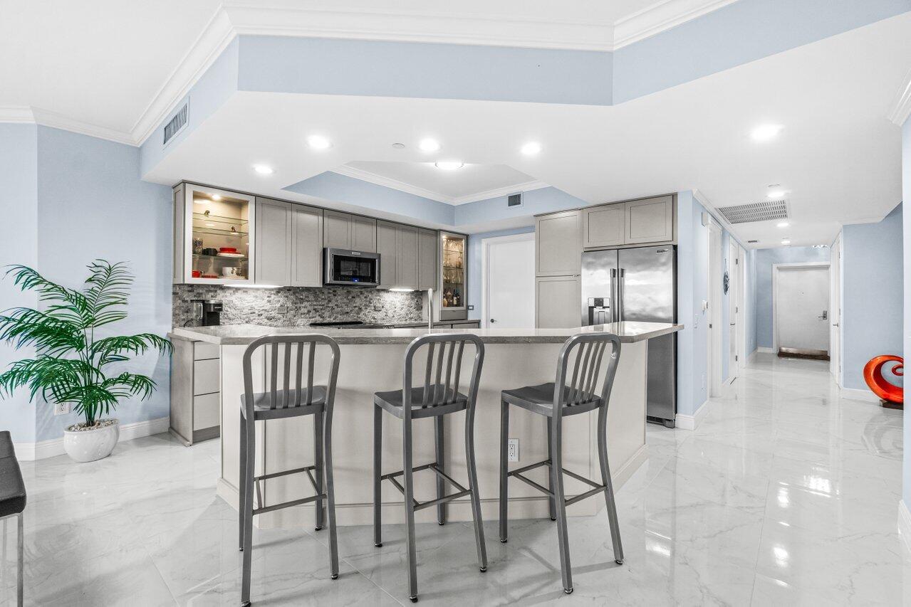 MARINA GRANDE RIVIERA BEACH CONDO - Residential