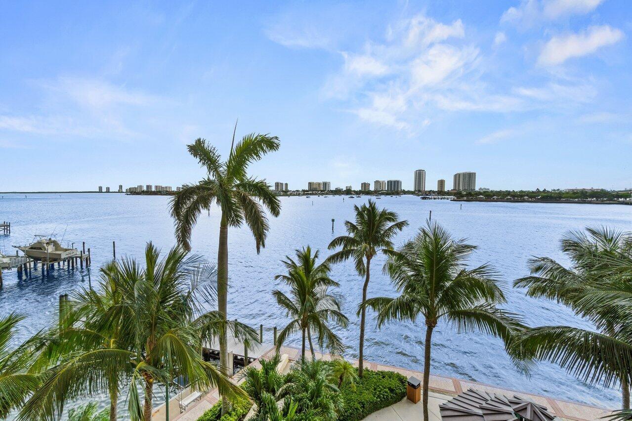 2650 Lake Shore Drive 406