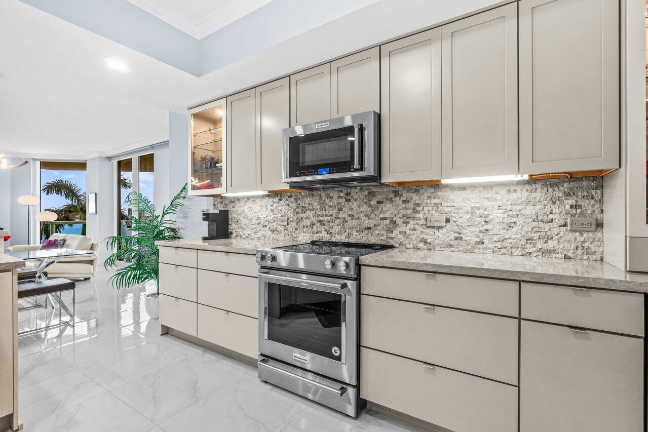 MARINA GRANDE RIVIERA BEA - Residential