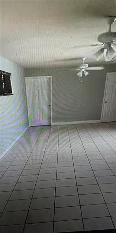 BLUE HERON PARK PL 4 IN - Residential