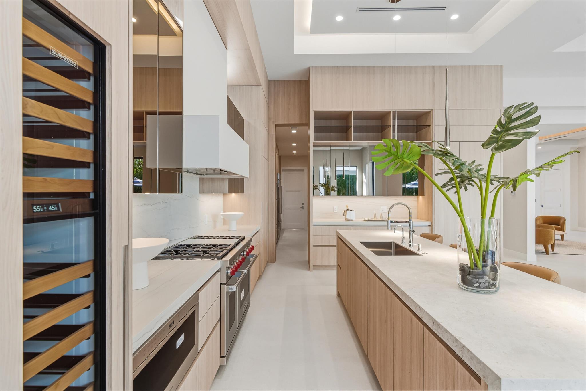 KINGS COURT REPLAT - Residential