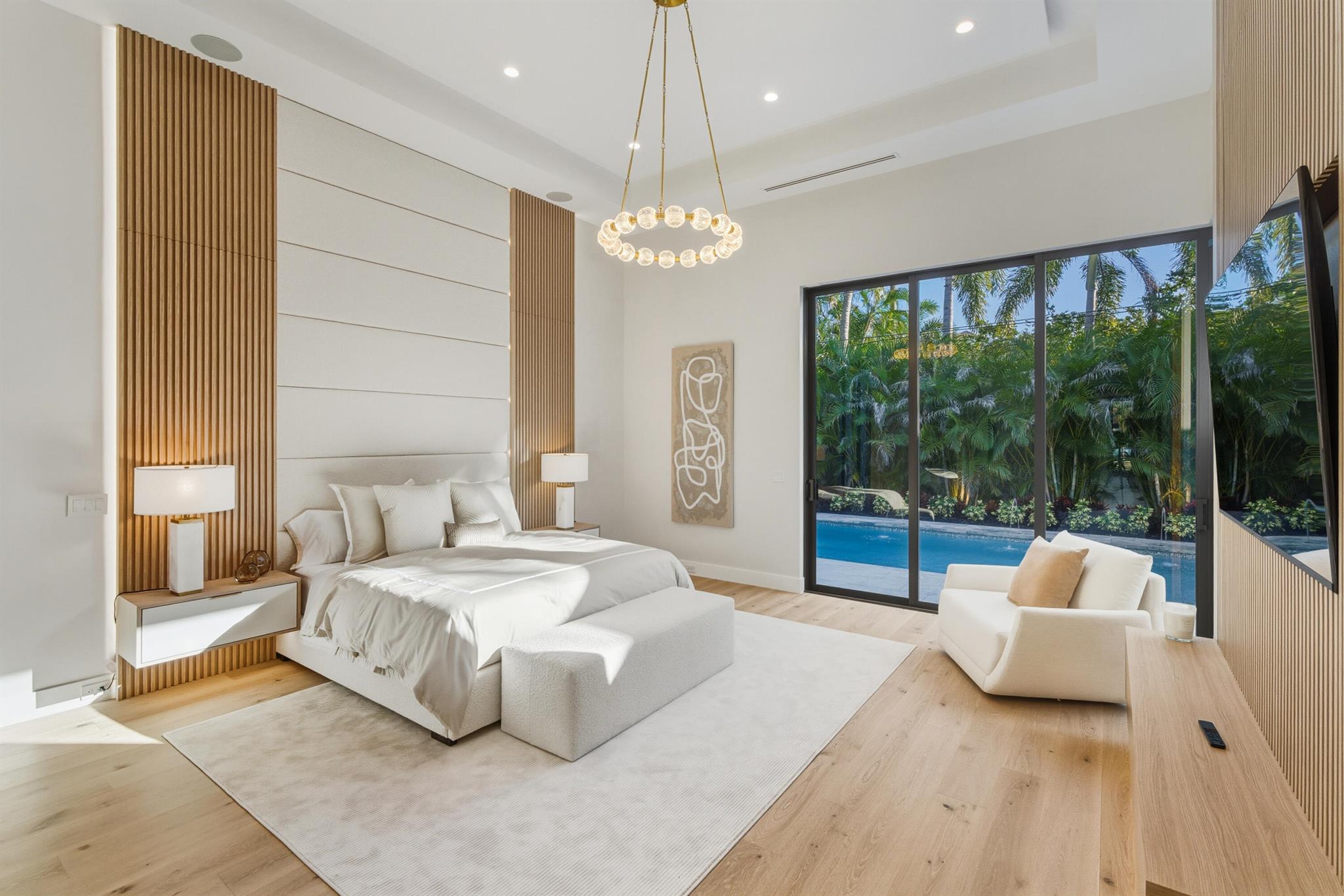 KINGS COURT REPLAT - Residential