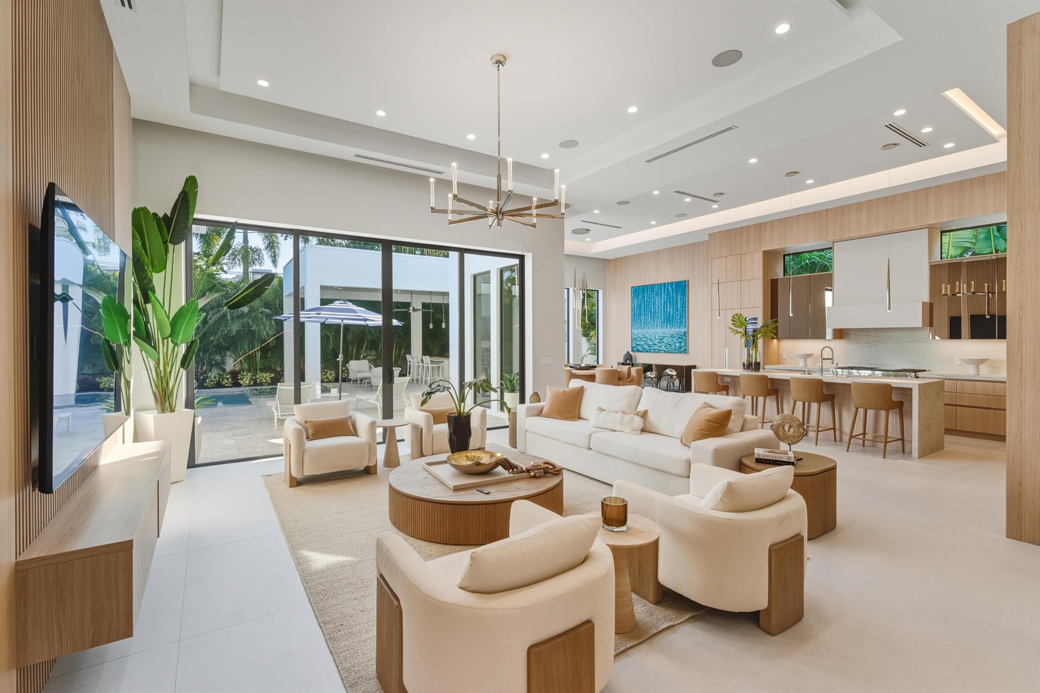 KINGS COURT REPLAT - Residential