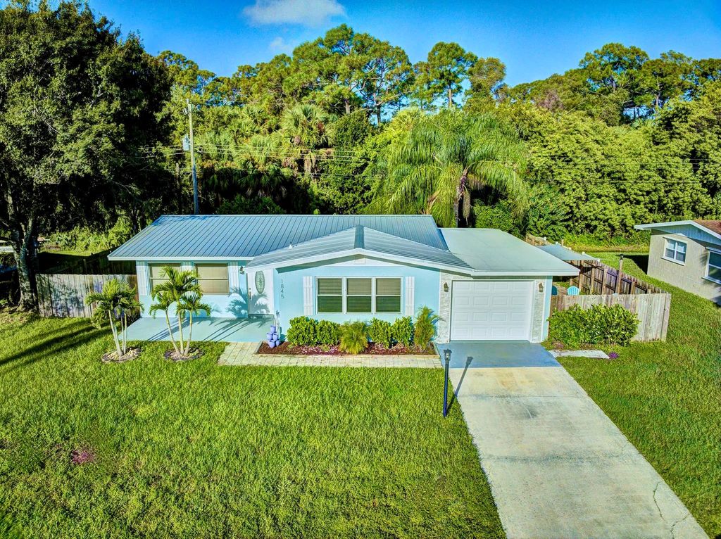 Photo of 1845 79th Avenue, Vero Beach, FL 32966 (MLS # R11132716)