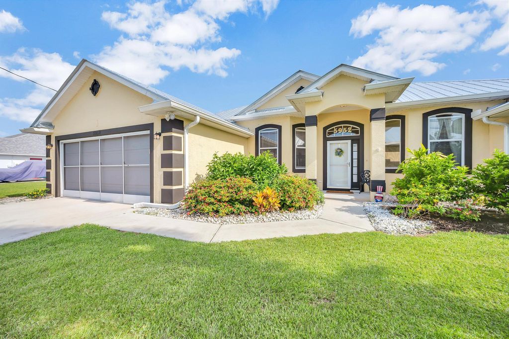 Photo of 5952 NW Favian Avenue, Port St Lucie, FL 34953 (MLS # R10893609)