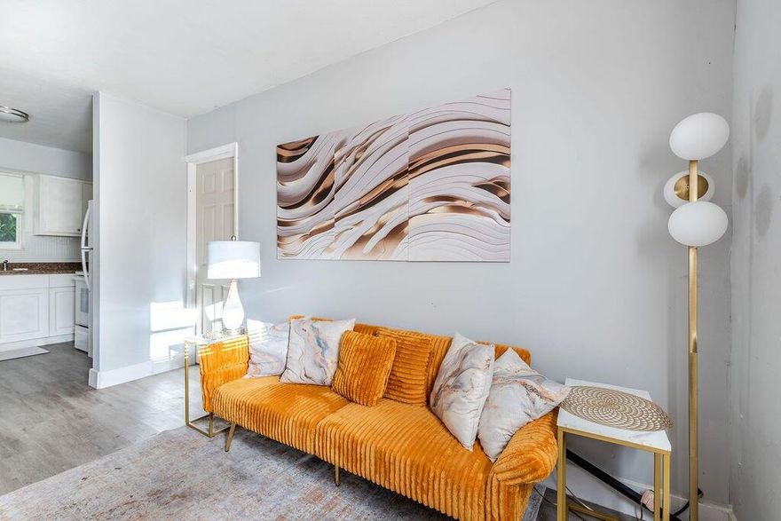 Here's a great opportunity to live in a prime location in Florida! This cozy 1-bedroom, 1-bathroom apartment is perfect for those seeking comfort and convenience. Enjoy easy access to major avenues, supermarkets, schools, and gyms, all within minutes. Plus, you're just 15 minutes away from the beach, making it ideal for beach lovers. Immediate availability means you can move in right away and start enjoying your new home. Don't miss out on this highly sought-after area! PROPERTY UNDER MAINTENANCE. PICTURES ARE FROM MODEL HOUSE OF UNIT 8.