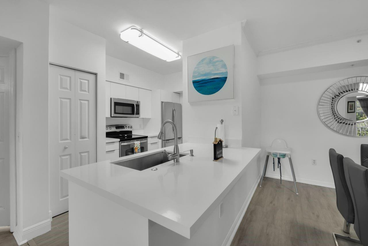 TUSCANY ON THE INTRACOAST - Residential