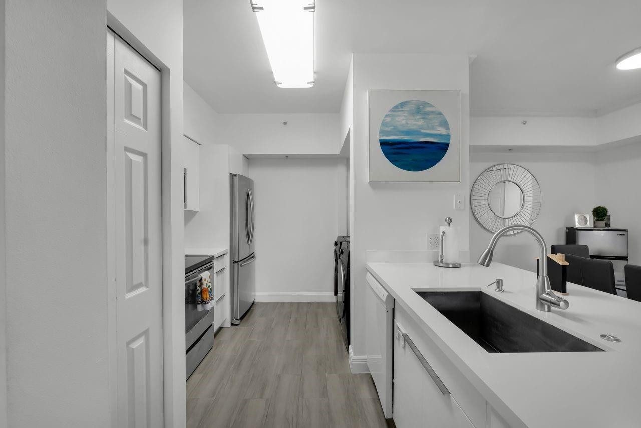 TUSCANY ON THE INTRACOAST - Residential