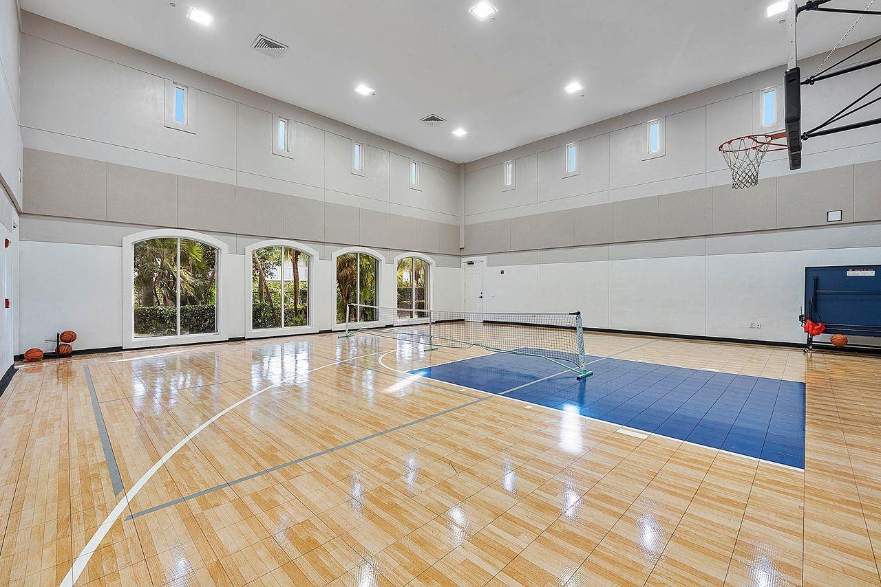 TUSCANY ON THE INTRACOAST - Residential