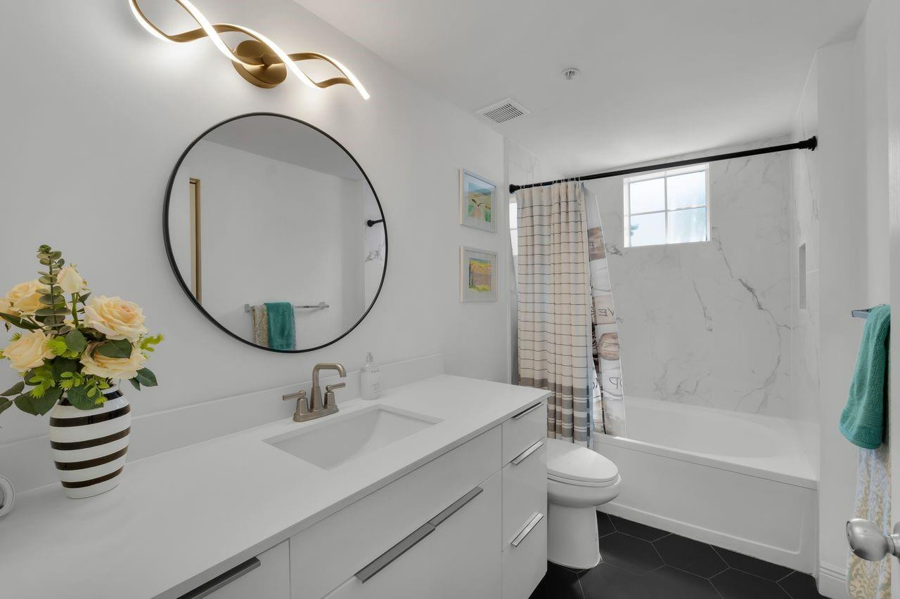 TUSCANY ON THE INTRACOAST - Residential