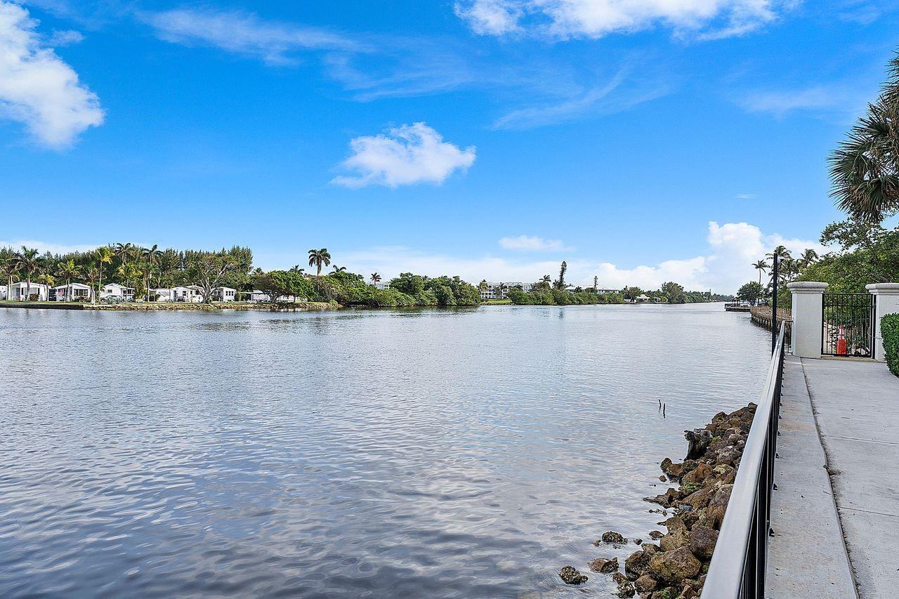 TUSCANY ON THE INTRACOAST - Residential