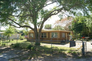 GARDEN CITY FARMS RESUBDIVISION TRACT 113 - Residential Lease