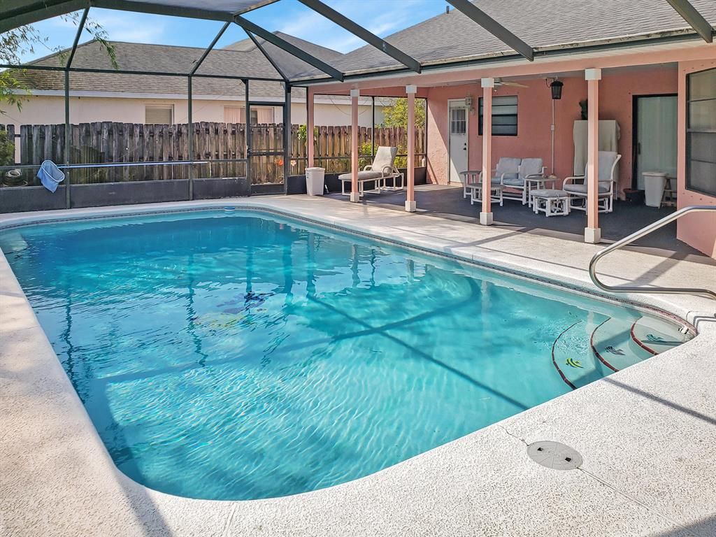 Photo of 1162 SW Dalton Avenue, Port Saint Lucie, FL 34953 (MLS # R10790143)